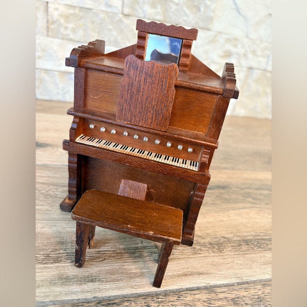 Miniature Piano Music Box - wooden - Vintage - Picture 3 of 6
